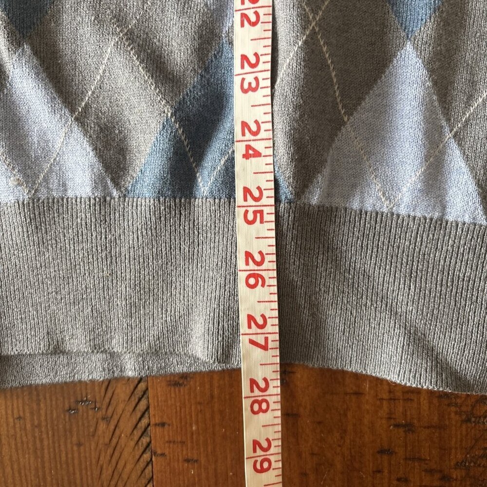 banana republic Men’s Gray & Blue Argyle Sweater Size Medium Silk & Cashmere - Picture 5 of 7